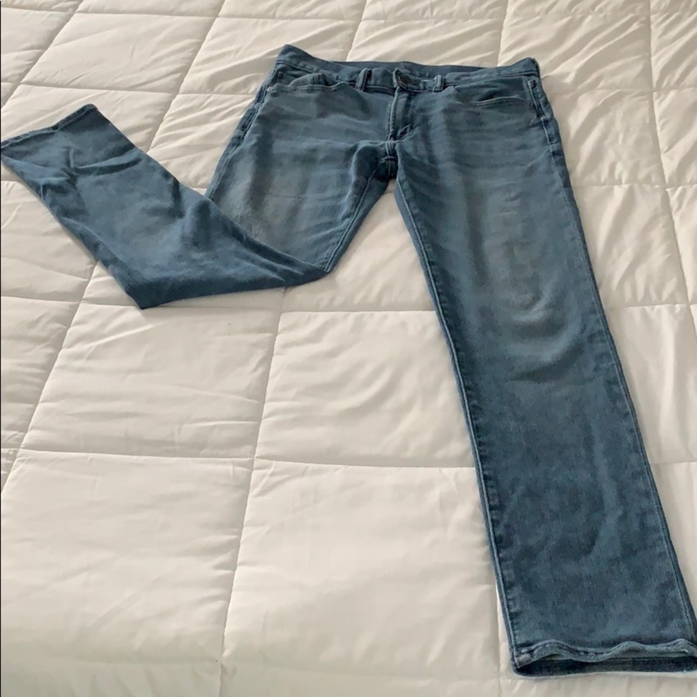 Banana Republic Men’s slim jeans. Size 31x32